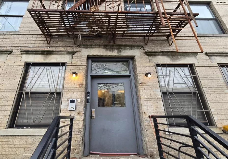 392 New Jersey Avenue, New York, NY, 3 Bedrooms Bedrooms, 6 Rooms Rooms,1 BathroomBathrooms,Residential,For Rent,New Jersey,0,1026071 392 New Jersey Avenue, New York, NY, 3 Bedrooms Bedrooms, 6 Rooms Rooms,1 BathroomBathrooms,Residential,For Rent,New Jersey,0,1026071