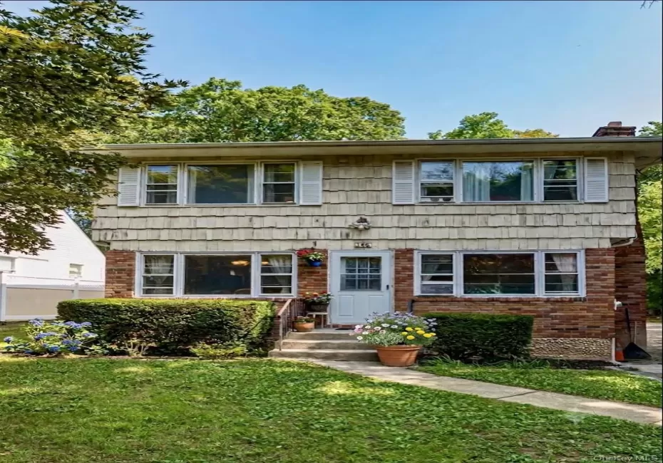 146 Carley Avenue, Huntington, NY, 6 Bedrooms Bedrooms, 11 Rooms Rooms,2 BathroomsBathrooms,Residential,For Rent,Carley,0,1025704 146 Carley Avenue, Huntington, NY, 6 Bedrooms Bedrooms, 11 Rooms Rooms,2 BathroomsBathrooms,Residential,For Rent,Carley,0,1025704