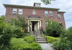 92 Woodland Avenue, New Rochelle, NY, 4 Bedrooms Bedrooms, 8 Rooms Rooms,3 BathroomsBathrooms,Residential,For Rent,Woodland,0,1020164 92 Woodland Avenue, New Rochelle, NY, 4 Bedrooms Bedrooms, 8 Rooms Rooms,3 BathroomsBathrooms,Residential,For Rent,Woodland,0,1020164