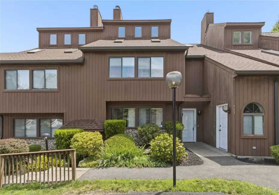 702 Scenic Lane, Poughkeepsie, NY, 2 Bedrooms Bedrooms, 5 Rooms Rooms,3 BathroomsBathrooms,Residential,For Rent,Scenic,0,1021925 702 Scenic Lane, Poughkeepsie, NY, 2 Bedrooms Bedrooms, 5 Rooms Rooms,3 BathroomsBathrooms,Residential,For Rent,Scenic,0,1021925