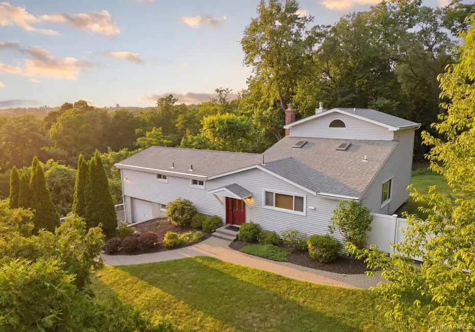 946 Barberry Road, Yorktown, NY, 3 Bedrooms Bedrooms, 8 Rooms Rooms,3 BathroomsBathrooms,Residential,For Rent,Barberry,0,1025926 946 Barberry Road, Yorktown, NY, 3 Bedrooms Bedrooms, 8 Rooms Rooms,3 BathroomsBathrooms,Residential,For Rent,Barberry,0,1025926