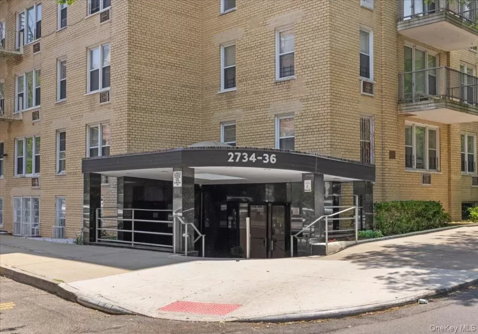 2736 Independence Avenue, New York, NY, 1 Bedroom Bedrooms, 3 Rooms Rooms,1 BathroomBathrooms,Residential,For Rent,Independence,0,1017949 2736 Independence Avenue, New York, NY, 1 Bedroom Bedrooms, 3 Rooms Rooms,1 BathroomBathrooms,Residential,For Rent,Independence,0,1017949