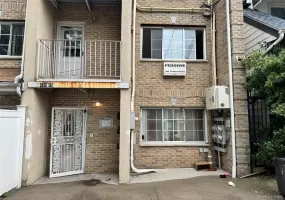 18915 117th Road, New York, NY, 3 Bedrooms Bedrooms, 6 Rooms Rooms,1 BathroomBathrooms,Residential Lease,For Rent,117th,0,1026152 18915 117th Road, New York, NY, 3 Bedrooms Bedrooms, 6 Rooms Rooms,1 BathroomBathrooms,Residential Lease,For Rent,117th,0,1026152