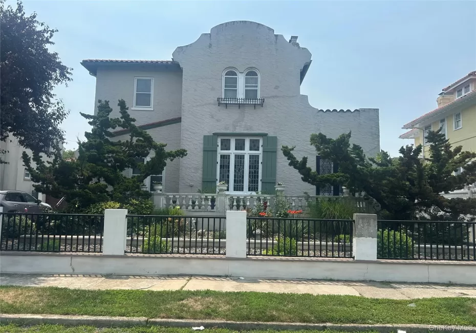 130 E Olive Street, Long Beach, NY, 1 Bedroom Bedrooms, 4 Rooms Rooms,1 BathroomBathrooms,Residential Lease,For Rent,E Olive,0,1023797 130 E Olive Street, Long Beach, NY, 1 Bedroom Bedrooms, 4 Rooms Rooms,1 BathroomBathrooms,Residential Lease,For Rent,E Olive,0,1023797