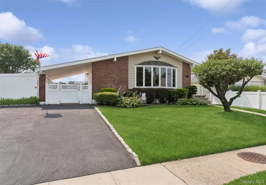 114 Miller Road, Oyster Bay, NY, 2 Bedrooms Bedrooms, 5 Rooms Rooms,2 BathroomsBathrooms,Residential,For Rent,Miller,0,1025821 114 Miller Road, Oyster Bay, NY, 2 Bedrooms Bedrooms, 5 Rooms Rooms,2 BathroomsBathrooms,Residential,For Rent,Miller,0,1025821