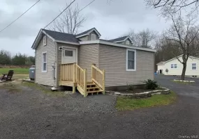 2126 State Route 17K, Montgomery, NY, 2 Bedrooms Bedrooms, 4 Rooms Rooms,1 BathroomBathrooms,Residential Lease,For Rent,State Route 17K,0,1025676 2126 State Route 17K, Montgomery, NY, 2 Bedrooms Bedrooms, 4 Rooms Rooms,1 BathroomBathrooms,Residential Lease,For Rent,State Route 17K,0,1025676