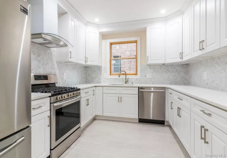 8431 Beverly Road, New York, NY, 4 Bedrooms Bedrooms, 8 Rooms Rooms,2 BathroomsBathrooms,Residential Lease,For Rent,Beverly,0,1026347 8431 Beverly Road, New York, NY, 4 Bedrooms Bedrooms, 8 Rooms Rooms,2 BathroomsBathrooms,Residential Lease,For Rent,Beverly,0,1026347