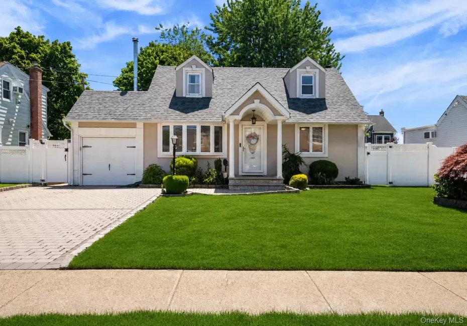 1882 Byrd Drive, Hempstead, NY, 4 Bedrooms Bedrooms, 7 Rooms Rooms,2 BathroomsBathrooms,Residential,For Rent,Byrd,0,1026116 1882 Byrd Drive, Hempstead, NY, 4 Bedrooms Bedrooms, 7 Rooms Rooms,2 BathroomsBathrooms,Residential,For Rent,Byrd,0,1026116