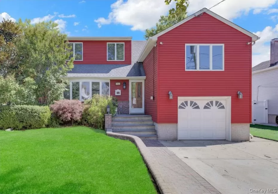 3477 Woodward Street, Hempstead, NY, 3 Bedrooms Bedrooms, 7 Rooms Rooms,2 BathroomsBathrooms,Residential,For Rent,Woodward,0,1026328 3477 Woodward Street, Hempstead, NY, 3 Bedrooms Bedrooms, 7 Rooms Rooms,2 BathroomsBathrooms,Residential,For Rent,Woodward,0,1026328