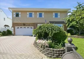 117 Melanie Drive, Hempstead, NY, 5 Bedrooms Bedrooms, 9 Rooms Rooms,3 BathroomsBathrooms,Residential,For Rent,Melanie,0,1025789 117 Melanie Drive, Hempstead, NY, 5 Bedrooms Bedrooms, 9 Rooms Rooms,3 BathroomsBathrooms,Residential,For Rent,Melanie,0,1025789