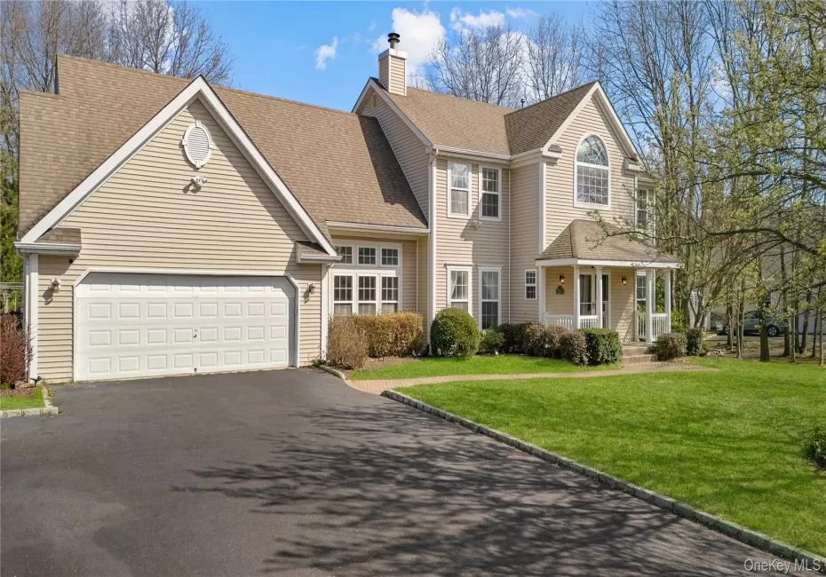 23 Varsity Boulevard, Brookhaven, NY, 4 Bedrooms Bedrooms, 12 Rooms Rooms,2 BathroomsBathrooms,Residential,For Rent,Varsity,0,842982 23 Varsity Boulevard, Brookhaven, NY, 4 Bedrooms Bedrooms, 12 Rooms Rooms,2 BathroomsBathrooms,Residential,For Rent,Varsity,0,842982