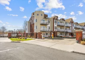 9428 Magnolia Court, New York, NY, 2 Bedrooms Bedrooms, 5 Rooms Rooms,2 BathroomsBathrooms,Residential,For Rent,Magnolia,0,976671 9428 Magnolia Court, New York, NY, 2 Bedrooms Bedrooms, 5 Rooms Rooms,2 BathroomsBathrooms,Residential,For Rent,Magnolia,0,976671