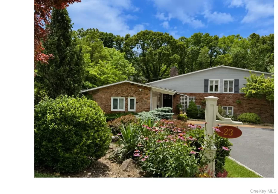 23 Highwood Road, Oyster Bay, NY, 4 Bedrooms Bedrooms, 14 Rooms Rooms,3 BathroomsBathrooms,Residential,For Rent,Highwood,0,1024963 23 Highwood Road, Oyster Bay, NY, 4 Bedrooms Bedrooms, 14 Rooms Rooms,3 BathroomsBathrooms,Residential,For Rent,Highwood,0,1024963