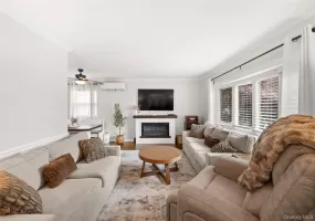 219 Venetian Boulevard, Babylon, NY, 3 Bedrooms Bedrooms, 5 Rooms Rooms,1 BathroomBathrooms,Residential,For Rent,Venetian,0,1024682 219 Venetian Boulevard, Babylon, NY, 3 Bedrooms Bedrooms, 5 Rooms Rooms,1 BathroomBathrooms,Residential,For Rent,Venetian,0,1024682