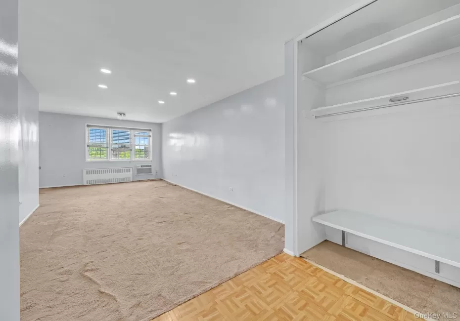 8710 149th Avenue, New York, NY, 1 Bedroom Bedrooms, 5 Rooms Rooms,1 BathroomBathrooms,Residential,For Rent,149th,0,1026391 8710 149th Avenue, New York, NY, 1 Bedroom Bedrooms, 5 Rooms Rooms,1 BathroomBathrooms,Residential,For Rent,149th,0,1026391