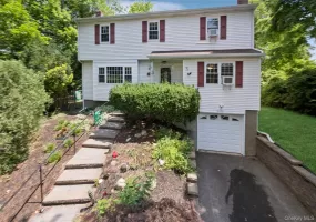 49 Old Town Lane, Huntington, NY, 4 Bedrooms Bedrooms, 10 Rooms Rooms,2 BathroomsBathrooms,Residential,For Rent,Old Town,0,1026492 49 Old Town Lane, Huntington, NY, 4 Bedrooms Bedrooms, 10 Rooms Rooms,2 BathroomsBathrooms,Residential,For Rent,Old Town,0,1026492