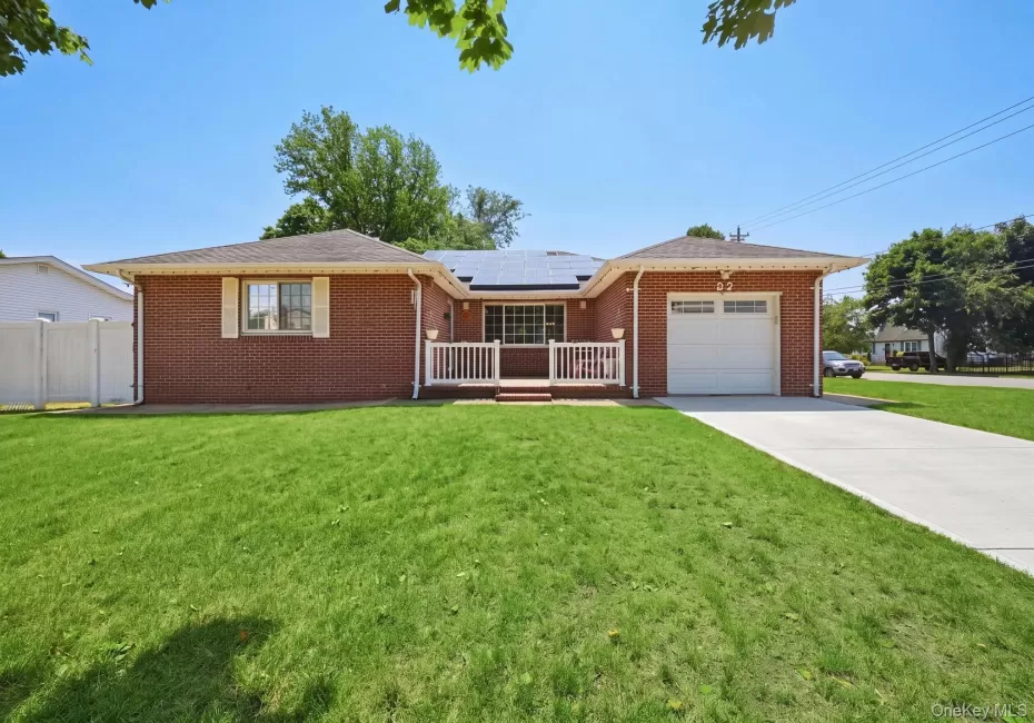 32 Lake Avenue, Babylon, NY, 3 Bedrooms Bedrooms, 8 Rooms Rooms,2 BathroomsBathrooms,Residential,For Rent,Lake,0,1026504 32 Lake Avenue, Babylon, NY, 3 Bedrooms Bedrooms, 8 Rooms Rooms,2 BathroomsBathrooms,Residential,For Rent,Lake,0,1026504