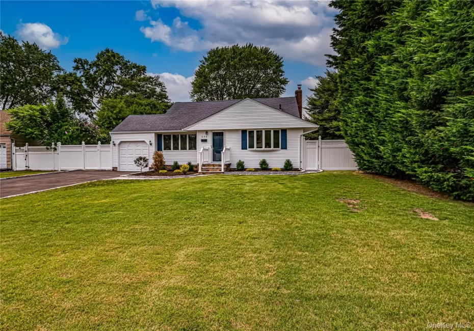 696 Peter Paul Drive, Islip, NY, 3 Bedrooms Bedrooms, 7 Rooms Rooms,1 BathroomBathrooms,Residential,For Rent,Peter Paul,0,1026381 696 Peter Paul Drive, Islip, NY, 3 Bedrooms Bedrooms, 7 Rooms Rooms,1 BathroomBathrooms,Residential,For Rent,Peter Paul,0,1026381