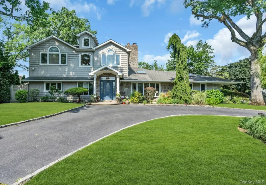 18 Regent Place, North Hempstead, NY, 5 Bedrooms Bedrooms, 11 Rooms Rooms,4 BathroomsBathrooms,Residential,For Rent,Regent,0,1026041 18 Regent Place, North Hempstead, NY, 5 Bedrooms Bedrooms, 11 Rooms Rooms,4 BathroomsBathrooms,Residential,For Rent,Regent,0,1026041