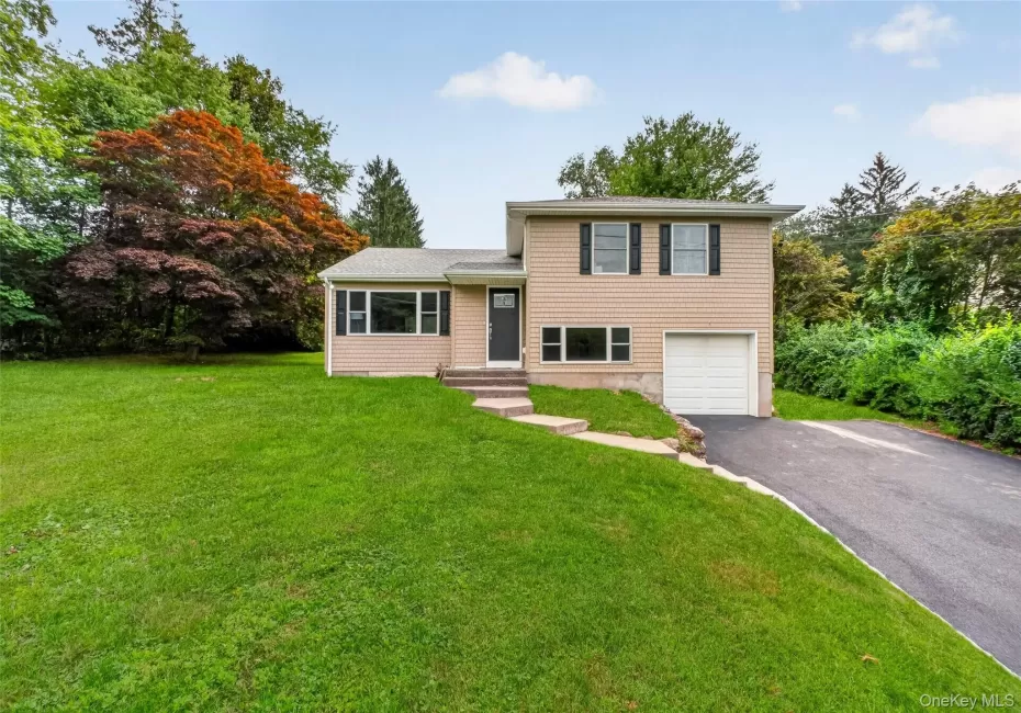 2536 Ridge Street, Yorktown, NY, 3 Bedrooms Bedrooms, 7 Rooms Rooms,2 BathroomsBathrooms,Residential,For Rent,Ridge,0,1022847 2536 Ridge Street, Yorktown, NY, 3 Bedrooms Bedrooms, 7 Rooms Rooms,2 BathroomsBathrooms,Residential,For Rent,Ridge,0,1022847