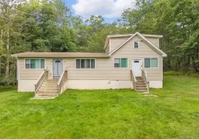 60 Haddock Road, Thompson, NY, 6 Bedrooms Bedrooms, 9 Rooms Rooms,2 BathroomsBathrooms,Residential,For Rent,Haddock,0,1026401 60 Haddock Road, Thompson, NY, 6 Bedrooms Bedrooms, 9 Rooms Rooms,2 BathroomsBathrooms,Residential,For Rent,Haddock,0,1026401