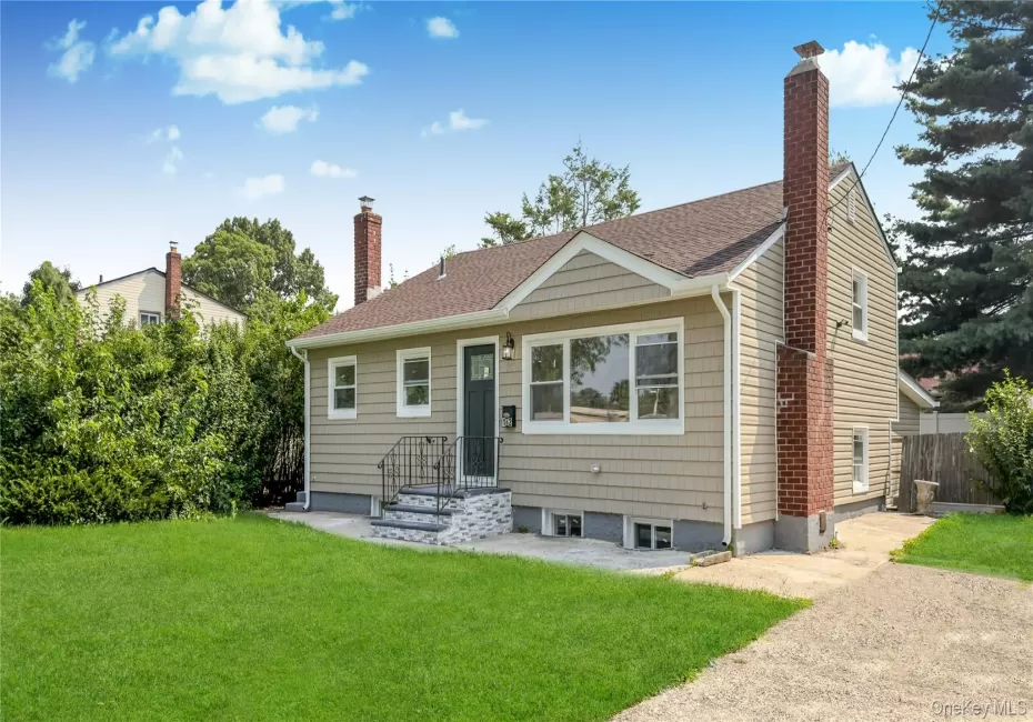 162 State Street, North Hempstead, NY, 5 Bedrooms Bedrooms, 16 Rooms Rooms,2 BathroomsBathrooms,Residential,For Rent,State,0,1026509 162 State Street, North Hempstead, NY, 5 Bedrooms Bedrooms, 16 Rooms Rooms,2 BathroomsBathrooms,Residential,For Rent,State,0,1026509