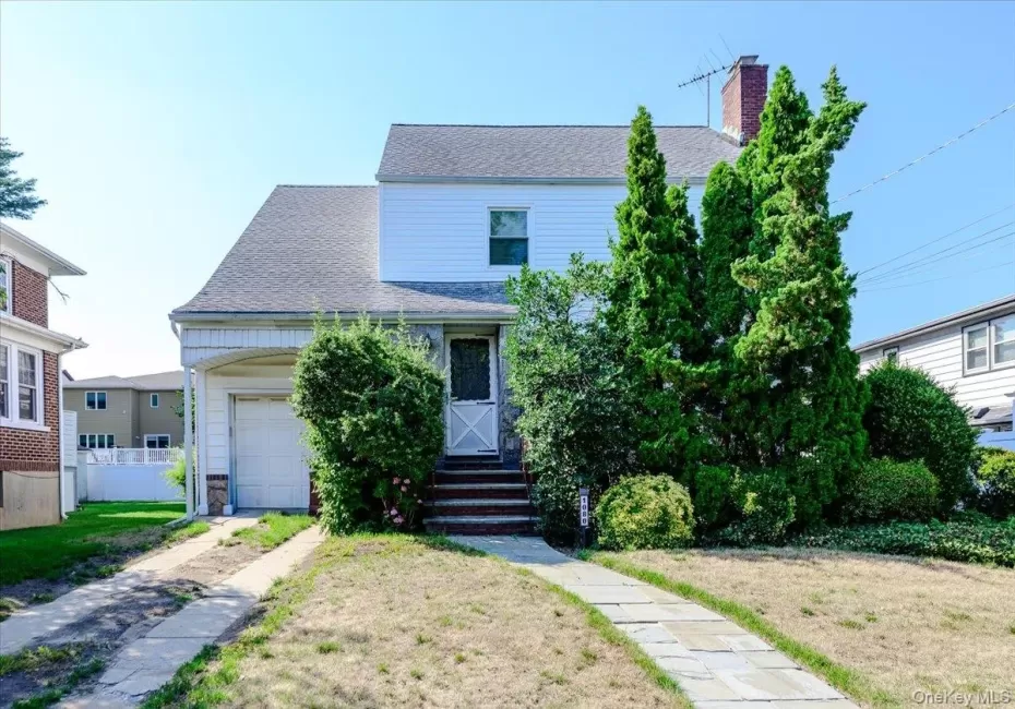 1080 Roselle Place, Hempstead, NY, 3 Bedrooms Bedrooms, 6 Rooms Rooms,1 BathroomBathrooms,Residential,For Rent,Roselle,0,1026578 1080 Roselle Place, Hempstead, NY, 3 Bedrooms Bedrooms, 6 Rooms Rooms,1 BathroomBathrooms,Residential,For Rent,Roselle,0,1026578