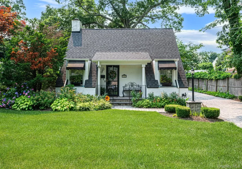 527 Brooklyn Boulevard, Islip, NY, 2 Bedrooms Bedrooms, 7 Rooms Rooms,2 BathroomsBathrooms,Residential,For Rent,Brooklyn,0,1026324 527 Brooklyn Boulevard, Islip, NY, 2 Bedrooms Bedrooms, 7 Rooms Rooms,2 BathroomsBathrooms,Residential,For Rent,Brooklyn,0,1026324