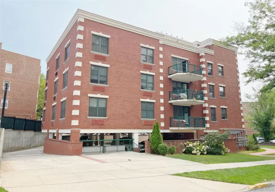 55 Middle Neck Road, North Hempstead, NY, 2 Bedrooms Bedrooms, 4 Rooms Rooms,2 BathroomsBathrooms,Residential Lease,For Rent,Middle Neck,0,1026070 55 Middle Neck Road, North Hempstead, NY, 2 Bedrooms Bedrooms, 4 Rooms Rooms,2 BathroomsBathrooms,Residential Lease,For Rent,Middle Neck,0,1026070