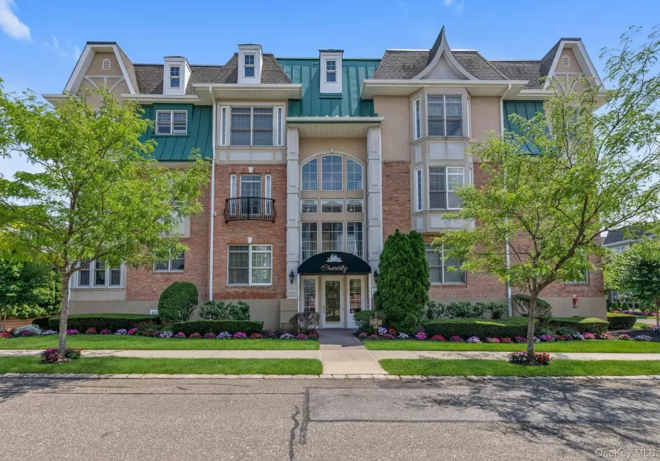 348 Trotting Lane, Hempstead, NY, 2 Bedrooms Bedrooms, 5 Rooms Rooms,2 BathroomsBathrooms,Residential,For Rent,Trotting,0,1024788 348 Trotting Lane, Hempstead, NY, 2 Bedrooms Bedrooms, 5 Rooms Rooms,2 BathroomsBathrooms,Residential,For Rent,Trotting,0,1024788
