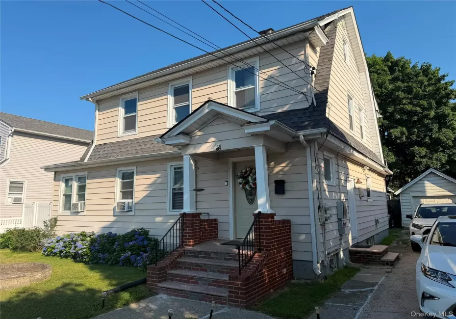 28 Stowe, Hempstead, NY, 3 Bedrooms Bedrooms, 5 Rooms Rooms,1 BathroomBathrooms,Residential Lease,For Rent,Stowe,0,1026772 28 Stowe, Hempstead, NY, 3 Bedrooms Bedrooms, 5 Rooms Rooms,1 BathroomBathrooms,Residential Lease,For Rent,Stowe,0,1026772