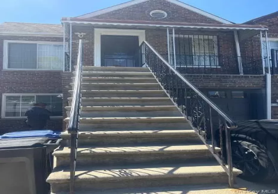 20310 Murdock Avenue, New York, NY, 3 Bedrooms Bedrooms, 6 Rooms Rooms,1 BathroomBathrooms,Residential Lease,For Rent,Murdock,0,1026761 20310 Murdock Avenue, New York, NY, 3 Bedrooms Bedrooms, 6 Rooms Rooms,1 BathroomBathrooms,Residential Lease,For Rent,Murdock,0,1026761