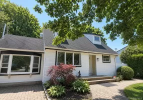 196 Sterling Street, Brookhaven, NY, 4 Bedrooms Bedrooms, 8 Rooms Rooms,2 BathroomsBathrooms,Residential Lease,For Rent,Sterling,0,1026858 196 Sterling Street, Brookhaven, NY, 4 Bedrooms Bedrooms, 8 Rooms Rooms,2 BathroomsBathrooms,Residential Lease,For Rent,Sterling,0,1026858