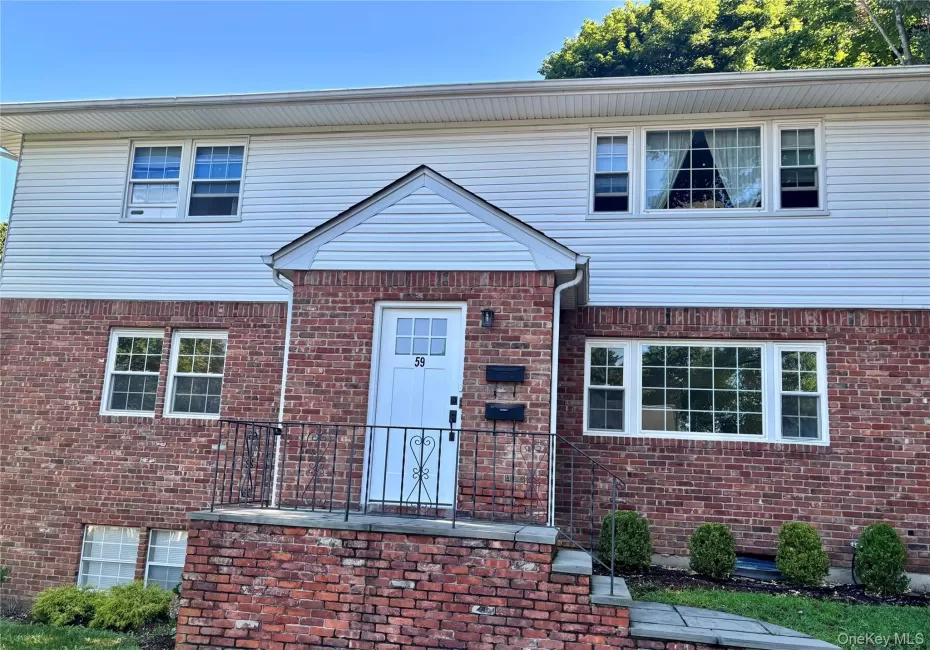 59 Weeks Avenue, Oyster Bay, NY, 2 Bedrooms Bedrooms, 6 Rooms Rooms,1 BathroomBathrooms,Residential Lease,For Rent,Weeks,0,1019784 59 Weeks Avenue, Oyster Bay, NY, 2 Bedrooms Bedrooms, 6 Rooms Rooms,1 BathroomBathrooms,Residential Lease,For Rent,Weeks,0,1019784