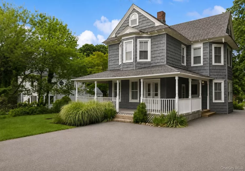 376 Montauk Highway, Southampton, NY, 2 Bedrooms Bedrooms, 5 Rooms Rooms,1 BathroomBathrooms,Residential Lease,For Rent,Montauk,0,1025318 376 Montauk Highway, Southampton, NY, 2 Bedrooms Bedrooms, 5 Rooms Rooms,1 BathroomBathrooms,Residential Lease,For Rent,Montauk,0,1025318