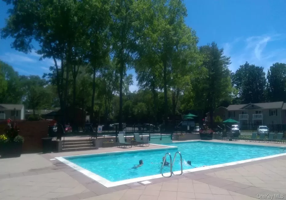 27 Country Club Drive, Brookhaven, NY, 2 Bedrooms Bedrooms, 5 Rooms Rooms,1 BathroomBathrooms,Residential Lease,For Rent,Country Club,0,1026939 27 Country Club Drive, Brookhaven, NY, 2 Bedrooms Bedrooms, 5 Rooms Rooms,1 BathroomBathrooms,Residential Lease,For Rent,Country Club,0,1026939