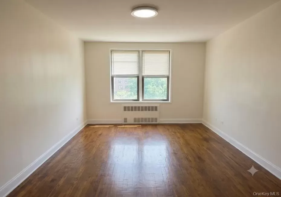 Large Master Bedroom Large Master Bedroom