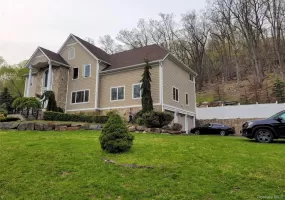 60 Central Highway, Clarkstown, NY, 5 Bedrooms Bedrooms, 15 Rooms Rooms,3 BathroomsBathrooms,Residential,For Rent,Central,0,1018472 60 Central Highway, Clarkstown, NY, 5 Bedrooms Bedrooms, 15 Rooms Rooms,3 BathroomsBathrooms,Residential,For Rent,Central,0,1018472
