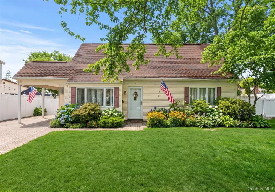 4 Erlwein Court, Oyster Bay, NY, 4 Bedrooms Bedrooms, 10 Rooms Rooms,2 BathroomsBathrooms,Residential,For Rent,Erlwein,0,1025167 4 Erlwein Court, Oyster Bay, NY, 4 Bedrooms Bedrooms, 10 Rooms Rooms,2 BathroomsBathrooms,Residential,For Rent,Erlwein,0,1025167