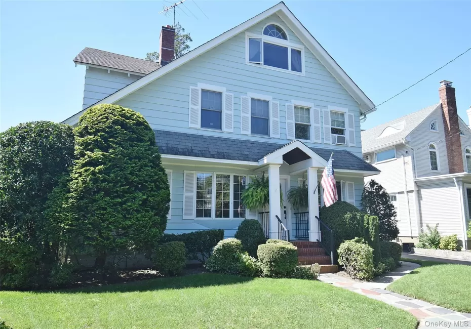 4144 Westmoreland Street, New York, NY, 4 Bedrooms Bedrooms, 10 Rooms Rooms,3 BathroomsBathrooms,Residential,For Rent,Westmoreland,0,987650 4144 Westmoreland Street, New York, NY, 4 Bedrooms Bedrooms, 10 Rooms Rooms,3 BathroomsBathrooms,Residential,For Rent,Westmoreland,0,987650