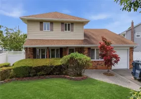 6 Navy Drive, Smithtown, NY, 4 Bedrooms Bedrooms, 7 Rooms Rooms,2 BathroomsBathrooms,Residential,For Rent,Navy,0,1026666 6 Navy Drive, Smithtown, NY, 4 Bedrooms Bedrooms, 7 Rooms Rooms,2 BathroomsBathrooms,Residential,For Rent,Navy,0,1026666