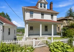 45 Gory Brook Road, Mount Pleasant, NY, 2 Bedrooms Bedrooms, 5 Rooms Rooms,1 BathroomBathrooms,Residential Lease,For Rent,Gory Brook,0,1026438 45 Gory Brook Road, Mount Pleasant, NY, 2 Bedrooms Bedrooms, 5 Rooms Rooms,1 BathroomBathrooms,Residential Lease,For Rent,Gory Brook,0,1026438