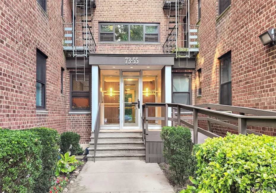 73-55 210th Street, New York, NY, 2 Bedrooms Bedrooms, 5 Rooms Rooms,1 BathroomBathrooms,Residential,For Rent,210th,0,1026779 73-55 210th Street, New York, NY, 2 Bedrooms Bedrooms, 5 Rooms Rooms,1 BathroomBathrooms,Residential,For Rent,210th,0,1026779