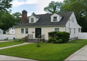 644 Portland Avenue, Hempstead, NY, 3 Bedrooms Bedrooms, 6 Rooms Rooms,1 BathroomBathrooms,Residential,For Rent,Portland,0,1018086 644 Portland Avenue, Hempstead, NY, 3 Bedrooms Bedrooms, 6 Rooms Rooms,1 BathroomBathrooms,Residential,For Rent,Portland,0,1018086