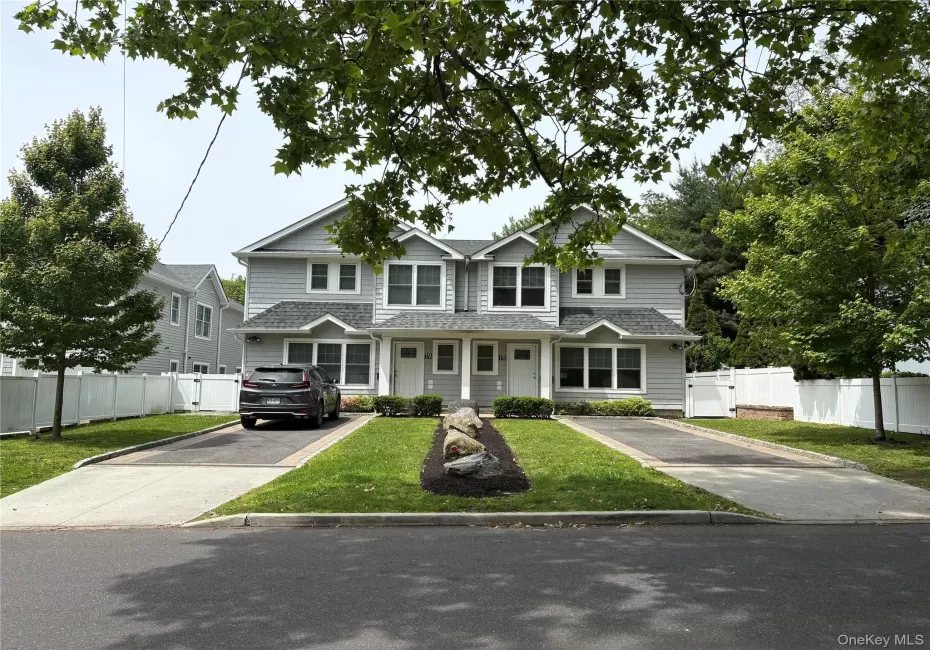 17B Dunes Lane, North Hempstead, NY, 3 Bedrooms Bedrooms, 6 Rooms Rooms,2 BathroomsBathrooms,Residential Lease,For Rent,Dunes,0,1024877 17B Dunes Lane, North Hempstead, NY, 3 Bedrooms Bedrooms, 6 Rooms Rooms,2 BathroomsBathrooms,Residential Lease,For Rent,Dunes,0,1024877
