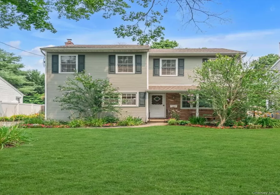 202B 1st Street, Huntington, NY, 5 Bedrooms Bedrooms, 9 Rooms Rooms,3 BathroomsBathrooms,Residential,For Rent,1st,0,1026250 202B 1st Street, Huntington, NY, 5 Bedrooms Bedrooms, 9 Rooms Rooms,3 BathroomsBathrooms,Residential,For Rent,1st,0,1026250