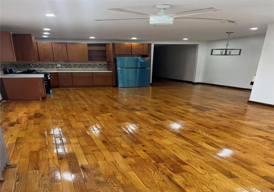 686 98th Street, New York, NY, 3 Bedrooms Bedrooms, 5 Rooms Rooms,1 BathroomBathrooms,Residential Lease,For Rent,98th,0,1026911 686 98th Street, New York, NY, 3 Bedrooms Bedrooms, 5 Rooms Rooms,1 BathroomBathrooms,Residential Lease,For Rent,98th,0,1026911