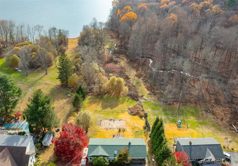 21 Gate Road, Carmel, NY, 4 Bedrooms Bedrooms, 8 Rooms Rooms,3 BathroomsBathrooms,Residential,For Rent,Gate,0,1026917 21 Gate Road, Carmel, NY, 4 Bedrooms Bedrooms, 8 Rooms Rooms,3 BathroomsBathrooms,Residential,For Rent,Gate,0,1026917