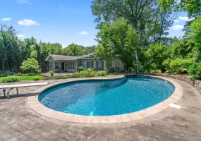 24 Preston Street, Huntington, NY, 3 Bedrooms Bedrooms, 7 Rooms Rooms,3 BathroomsBathrooms,Residential,For Rent,Preston,0,1026297 24 Preston Street, Huntington, NY, 3 Bedrooms Bedrooms, 7 Rooms Rooms,3 BathroomsBathrooms,Residential,For Rent,Preston,0,1026297