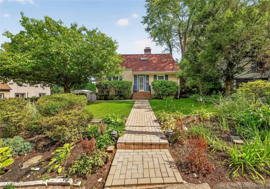 Elegant brick walk way welcomes you to 67 Topland Road. Elegant brick walk way welcomes you to 67 Topland Road.